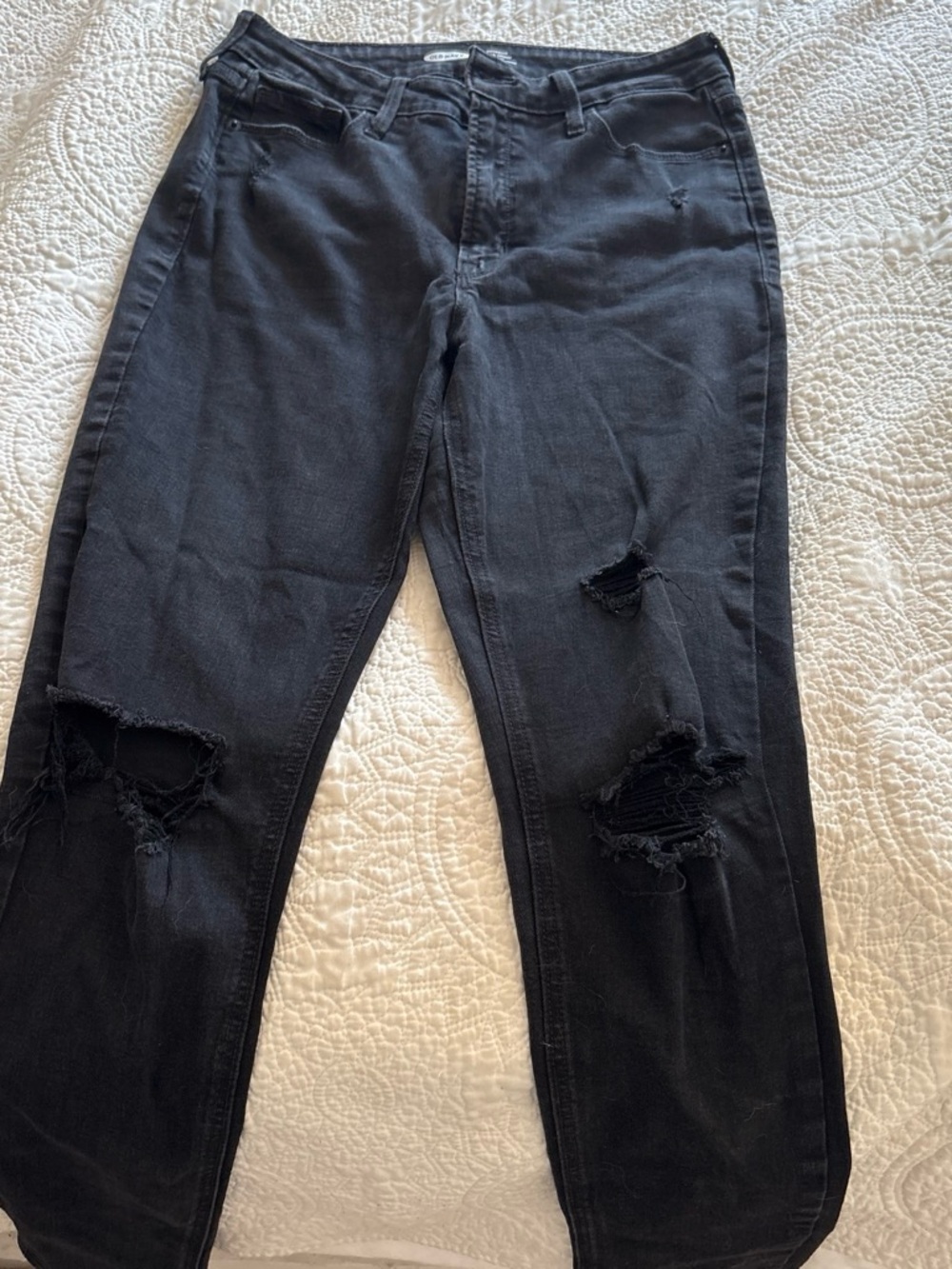 Old Navy Rockstar Super Skinny High Rise Jeans in Black